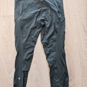 Lululemon Crops Size 6